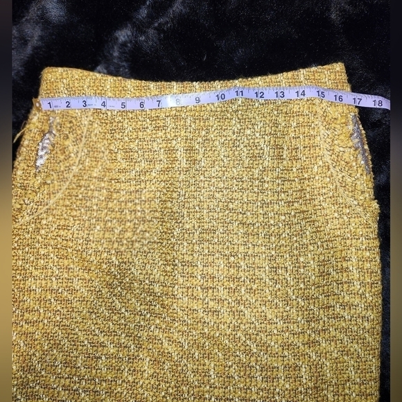 Tuzzi knit skirt with sequin detailing on hips - Picture 8 of 9